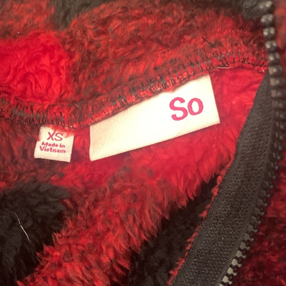 For sale! SO fuzzy cropped sweater plaid black/red, size XS. - Picture 3 of 3